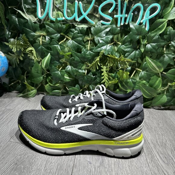 Men’s SAMPLE Brooks Trace 1 Black Yellow Running Shoes Size 9 NEW
